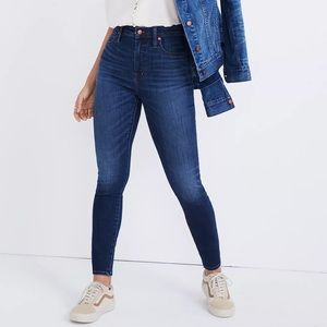 Madewell Curvy High-Rise Skinny Jeans in Dark Blue Wash: TENCEL™ Denim size 30